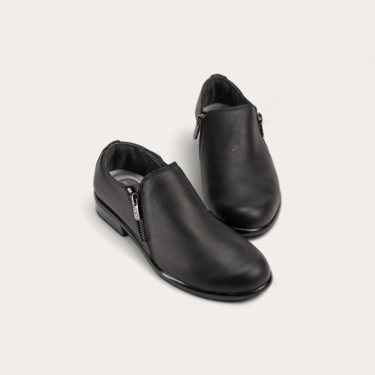 Naot Autan - Soft Black Leather 104