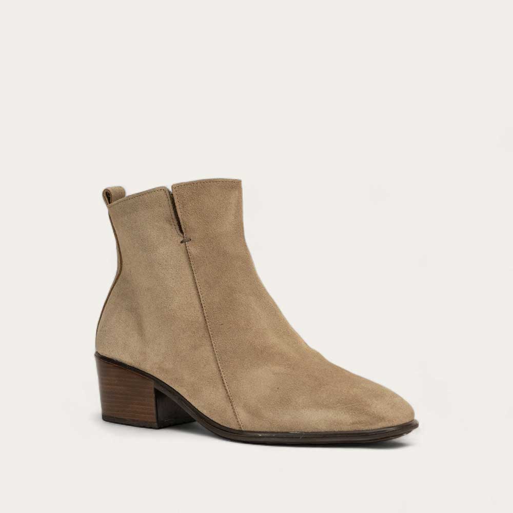 Naot Ethic - Almond Suede 101