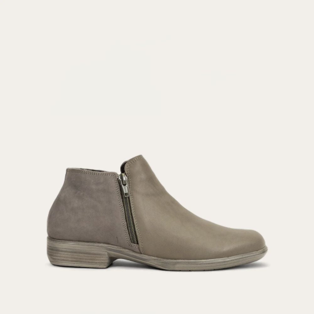 Naot Helm - Foggy Gray Lthr/Smoke Gray Nubuck 113
