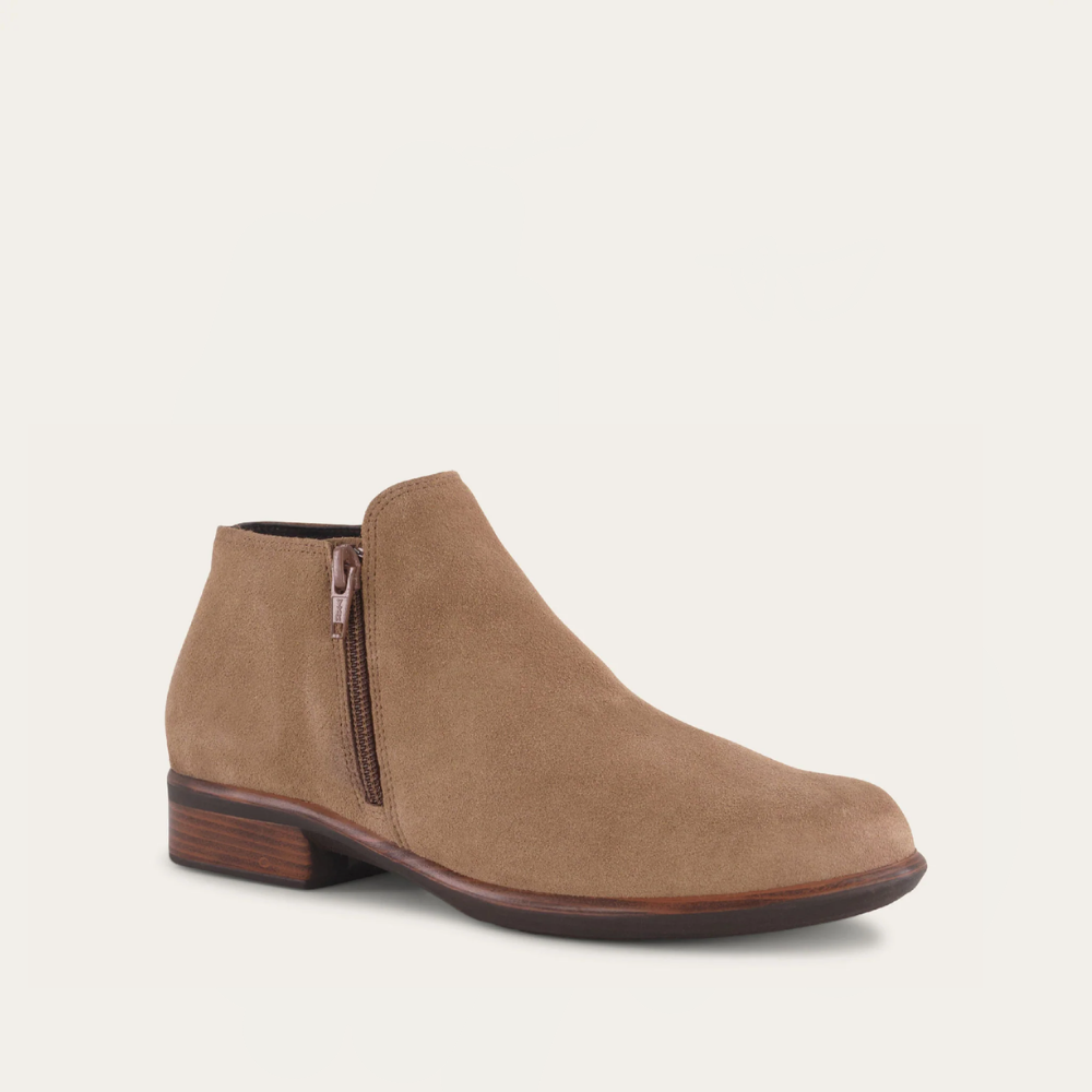 Naot Helm - Acorn Suede 101