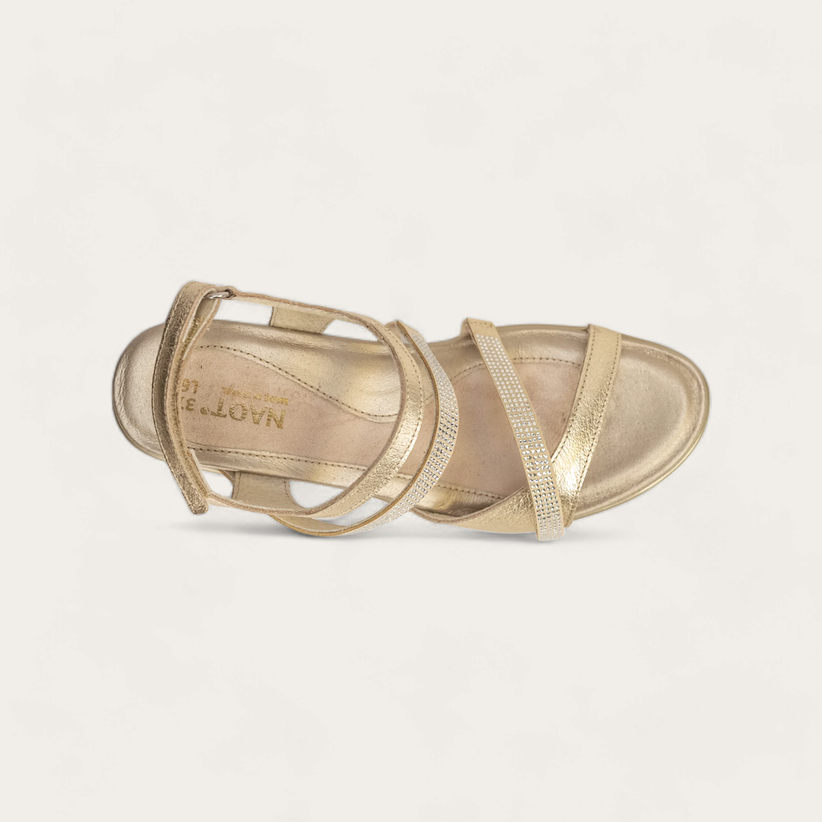 Naot Innovate - Radiant Gold Lthr/Gold w/ Gold Rivets 103