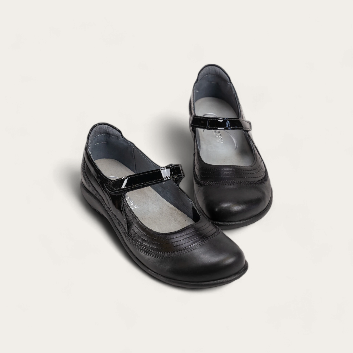 Naot Kirei - Shiny Black Lthr/Black Patent Lthr/Black Madras Lthr 110