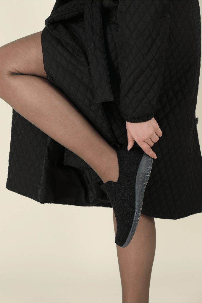 Naot Nuku - Black/Gray Knit 102