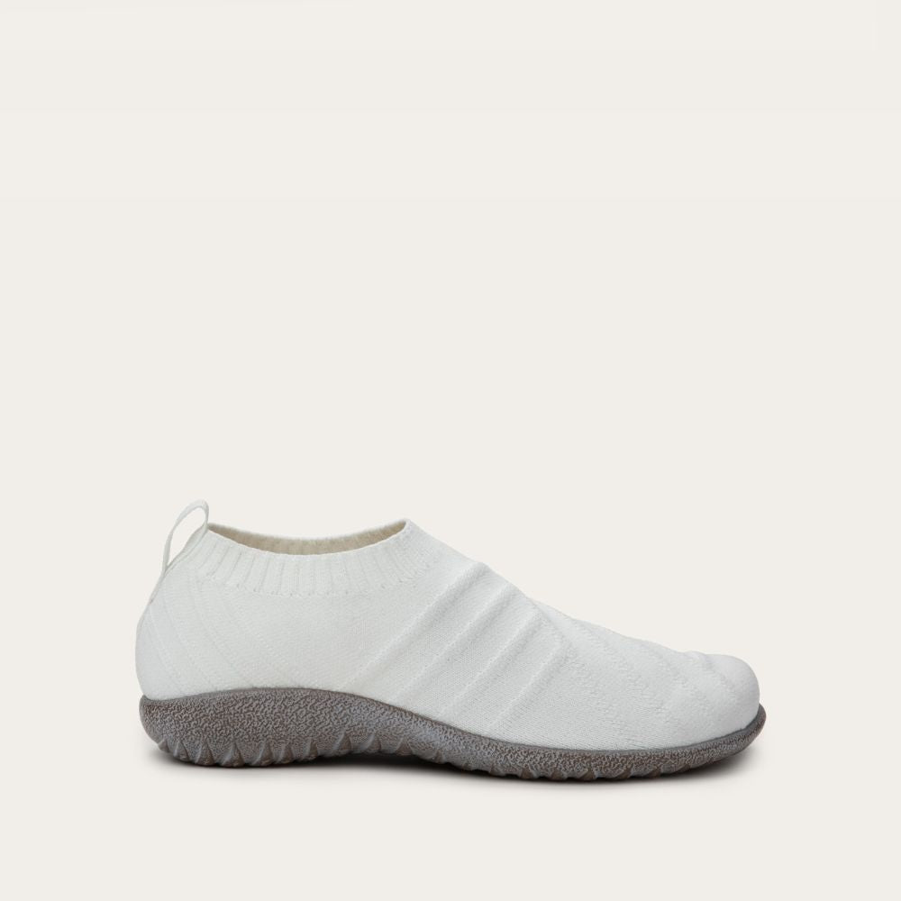 Naot Okahu - White/Silver Sparkle Knit 112