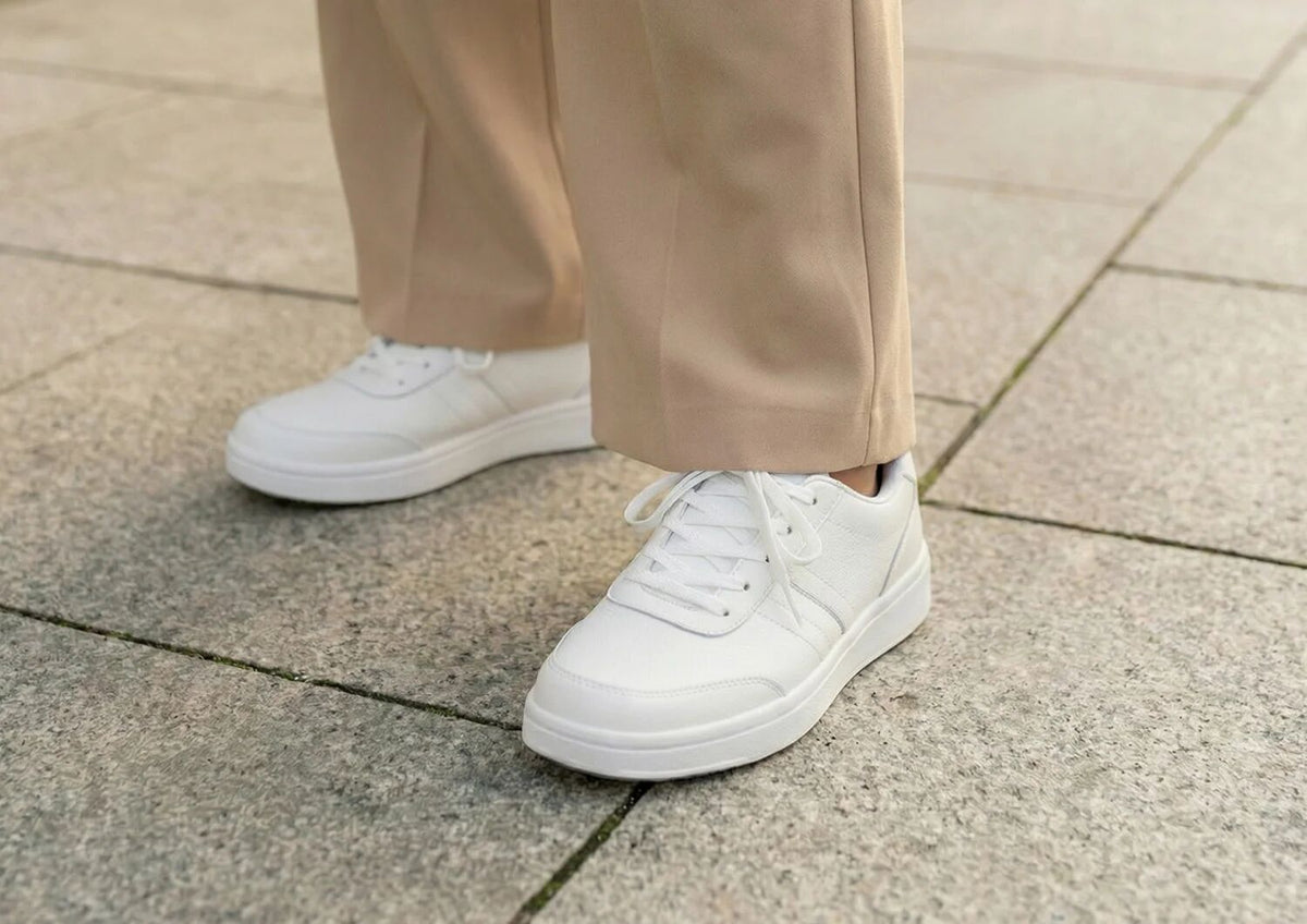 Orthofeet Wander Hands-Free (Women's) - White 06