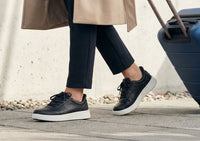 Orthofeet Wander Hands-Free (Women's) - Black 06