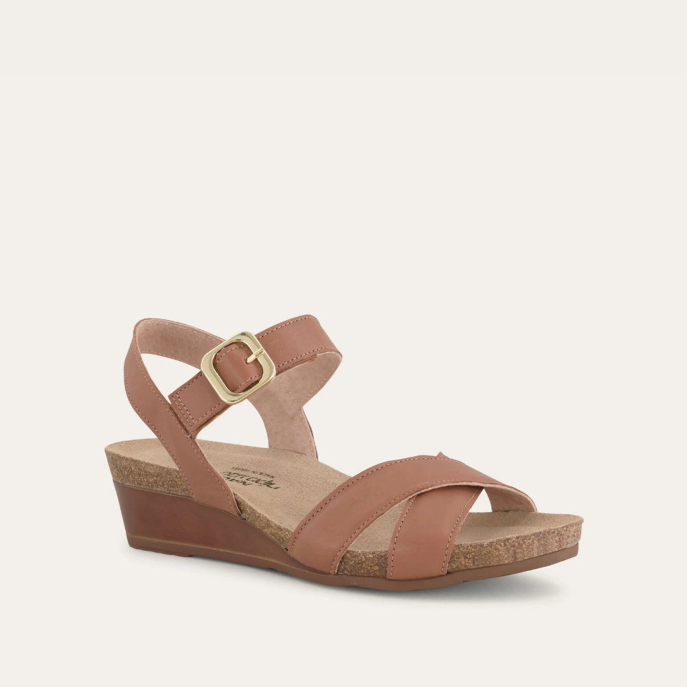 Naot Throne - Caramel Lthr 102