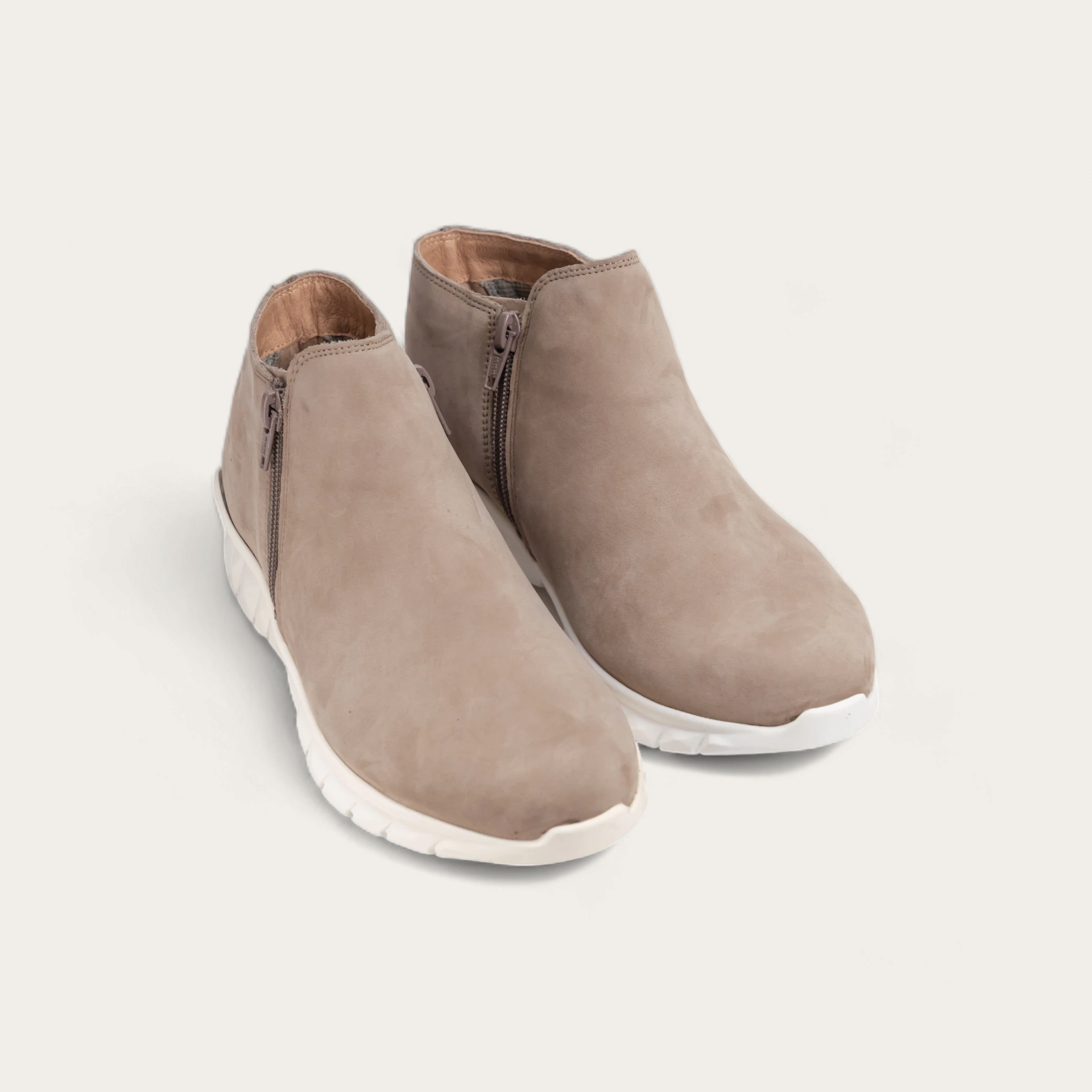 Naot Zodiac - Stone Nubuck 101