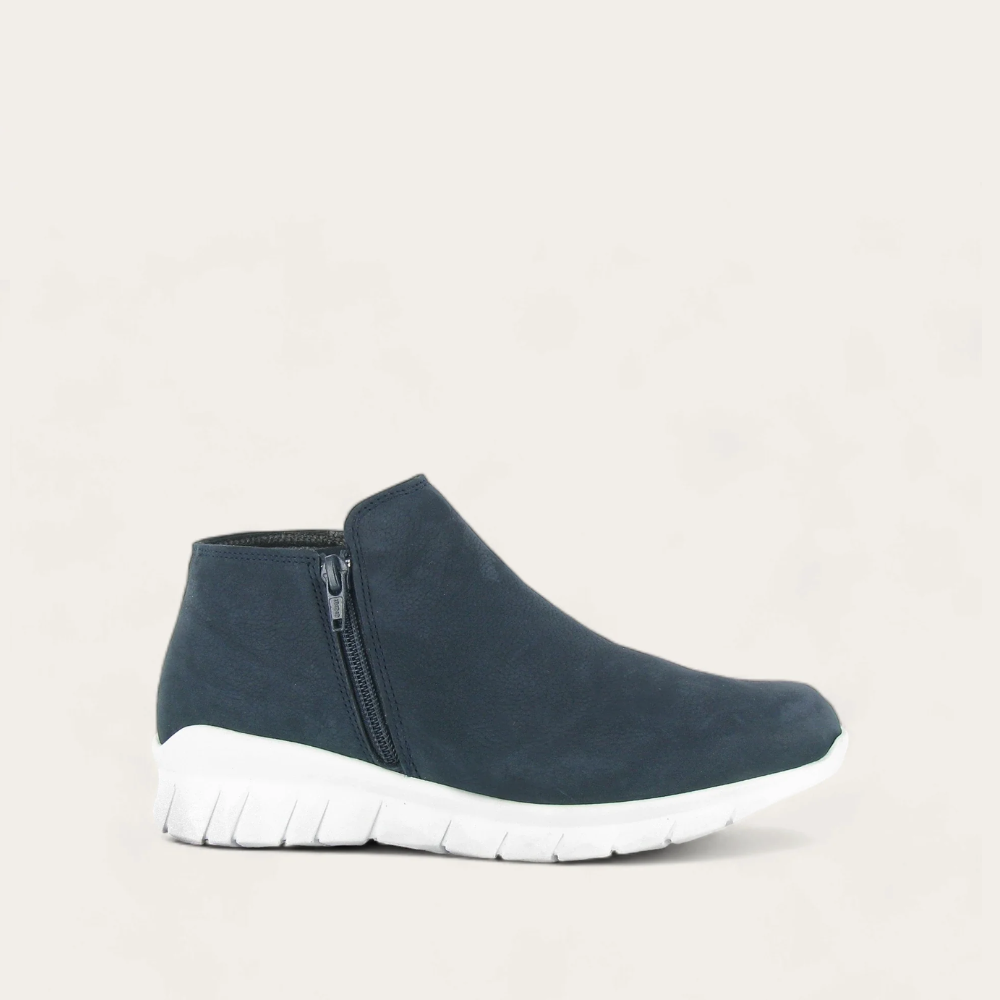 Naot Zodiac - Navy Velvet Nubuck 105