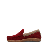 Taos Woolfer - Cranberry 103