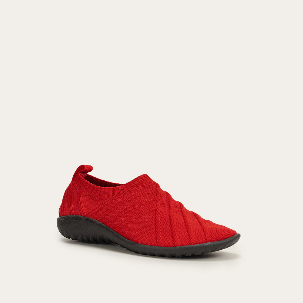 Naot Okahu - Red Knit 101